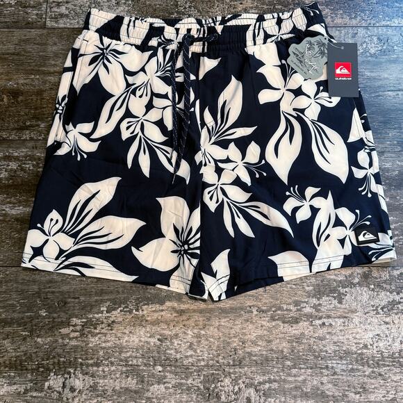 Quiksilver Shorts Mens Medium Swim Trunk Navy Boardwalk Stretch Floral Beach NWT - Picture 1 of 12